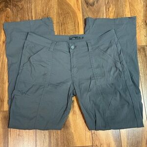 Prana women’s convertible, cargo pants size 12 gray zip off hiking outdoor nylon